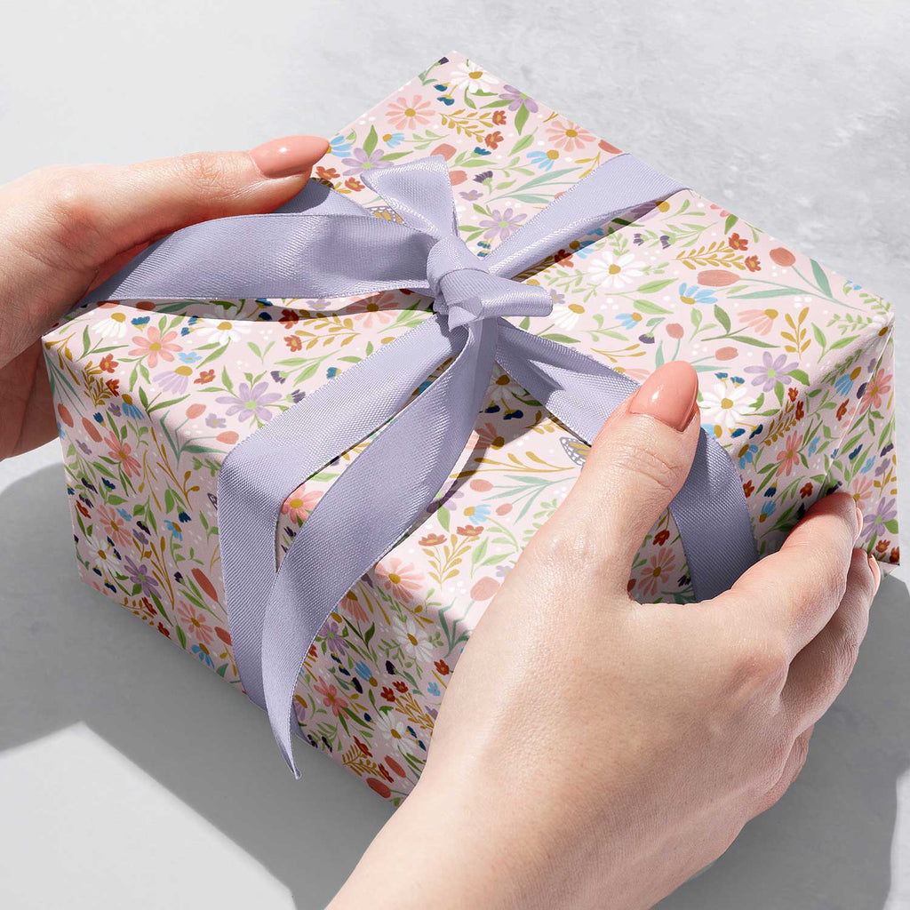 B304b Delicate Floral Gift Wrapping Paper Gift Box 