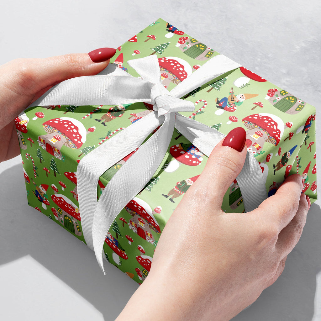 XB546b Holiday Gnomes Christmas Gift Wrap Gift Box 