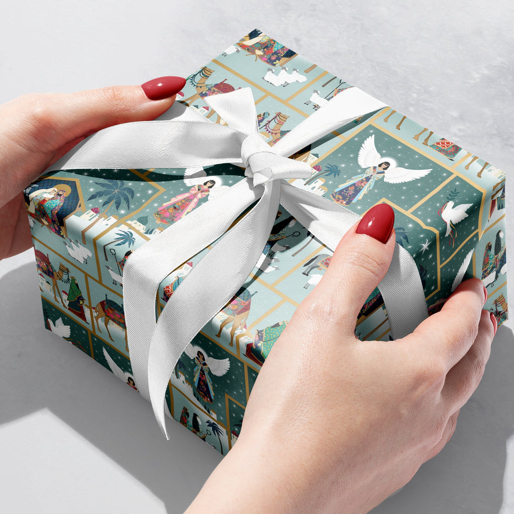 XB547b Nativity Scene Christmas Gift Wrap Gift Box 